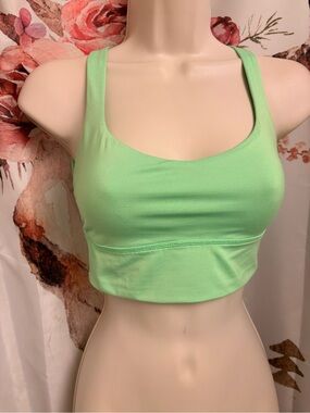 Size 4 Lime green Scoop Neck Sports Bra Crop Top
